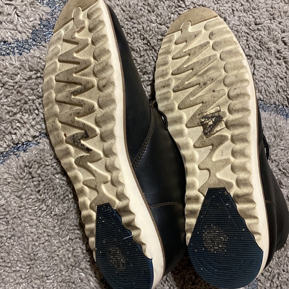 Also black Chukka Boots - Picture 4 of 4